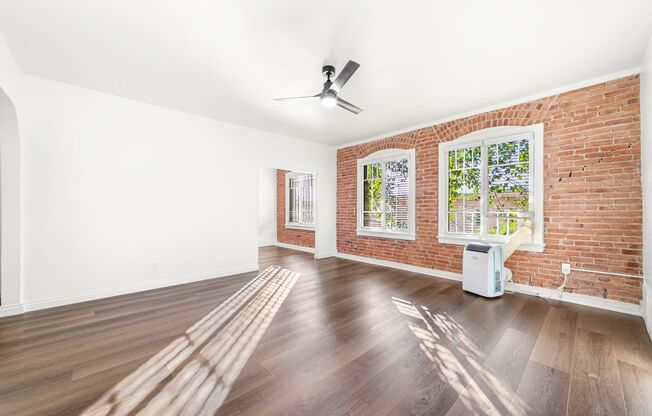 Studio, 1 bath, 540 sqft, $2,000, Unit 409