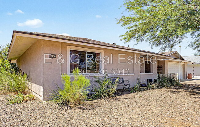 9847 W WRANGLER DR