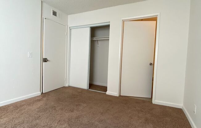 2 beds, 2 baths, 829 sqft, $2,068, Unit 219
