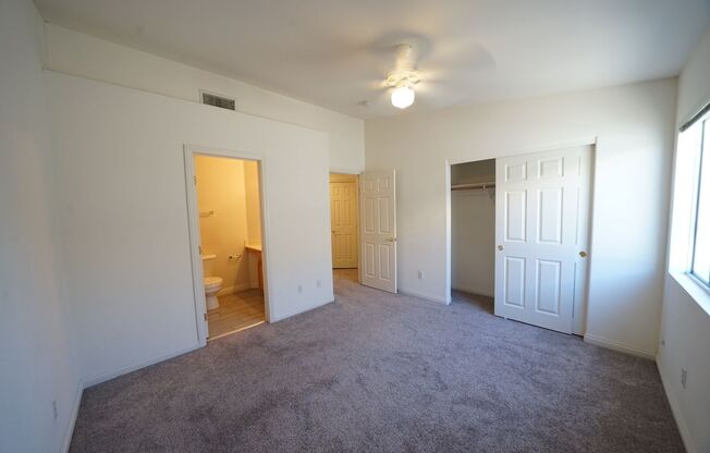 2 beds, 2 baths, $1,595, Unit -Clark County-