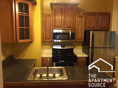 3 beds, 2 baths, 1,700 sqft, $3,900