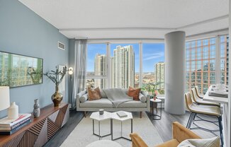 307 N CANAL ST