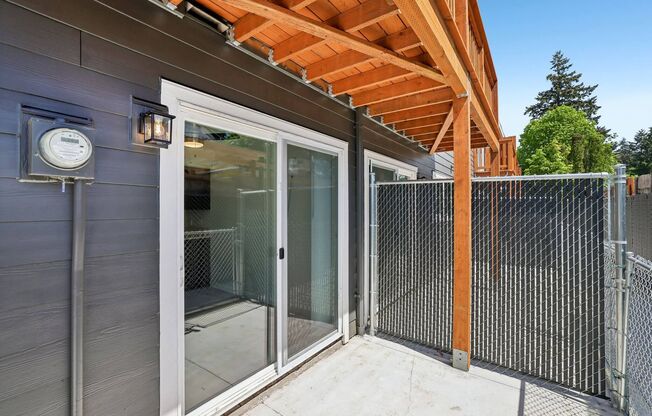 1 bed, 1 bath, 698 sqft, $1,399, Unit 83