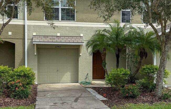 2742 BIRCHCREEK DR