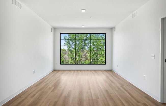 2 beds, 2 baths, 1,324 sqft, $2,200, Unit 333