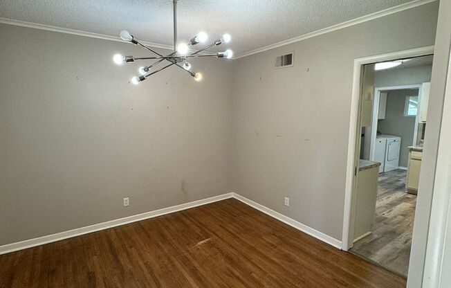 Sea Isle- Newly Renovated 3 BR/2 BA with Privacy Fence and Single Garage