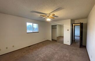 3 beds, 1.5 baths, 1,500 sqft, $1,395, Unit 606