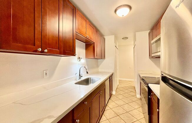 2 beds, 1 bath, $2,495, Unit # 203