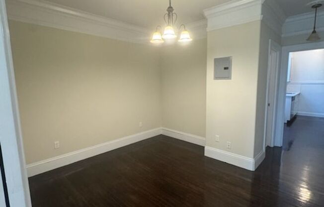 1 bed, 1 bath, $2,995, Unit 201