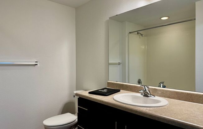 1 bed, 1 bath, 497 sqft, $1,560, Unit 106 ADA