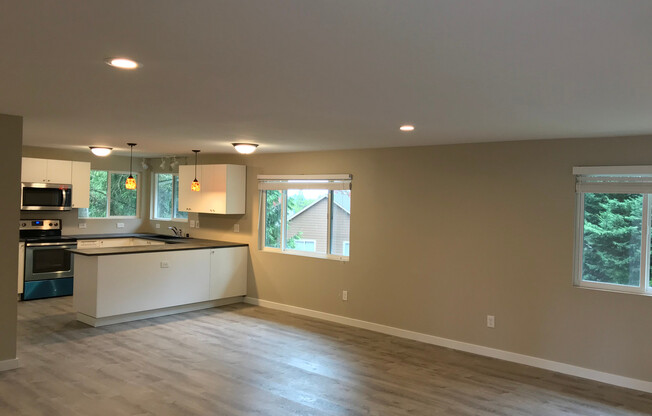 Completely Remodeled Garrison Heights Home for Lease - 8714 NE 13th St