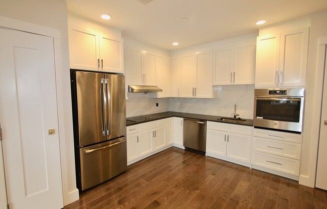 1 bed, 1 bath, 621 sqft, $2,950, Unit 213