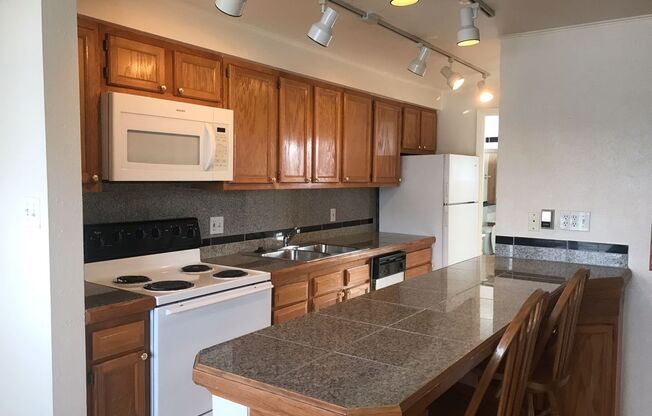 1 bed, 1 bath, $1,495, Unit 680-312