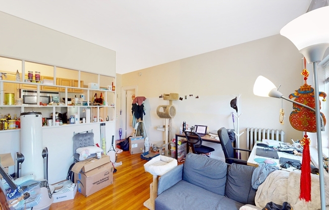 1071 BEACON ST
