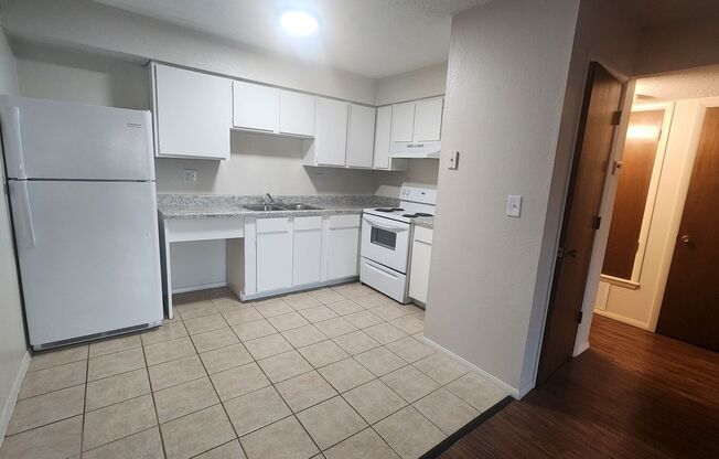 1 bed, 1 bath, 600 sqft, $675, Unit 105