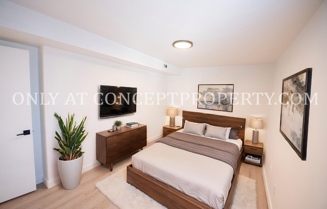 2 beds, 1 bath, 894 sqft, $1,699, Unit 05