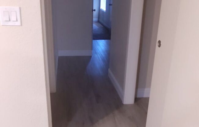 3 beds, 2 baths, $1,750, Unit 243