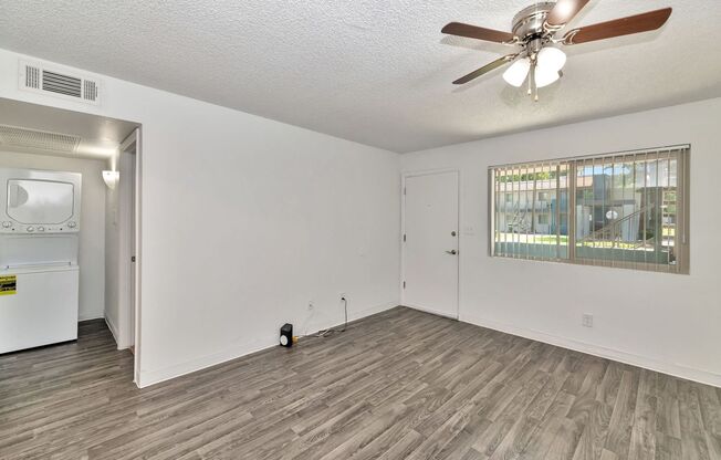 1 bed, 1 bath, 560 sqft, $1,299, Unit 2111