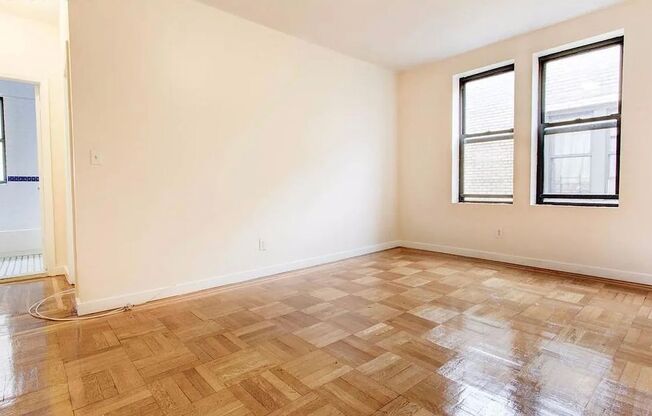 712 West 176 Realty LLC