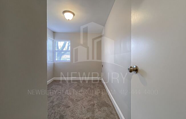 2 beds, 1 bath, 650 sqft, $799, Unit 313-01