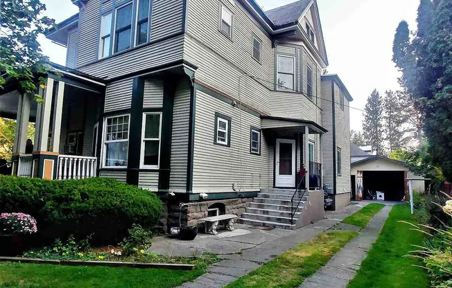 2005 West 2nd
