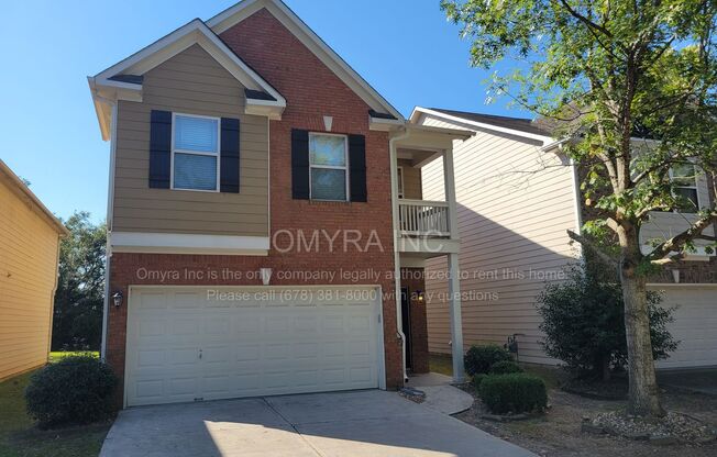 Gorgeous Home in Quiet Neighborhood with Swimming Pool in Fairburn!
