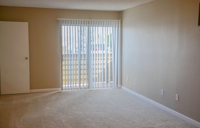 1 bed, 1 bath, 605 sqft, $1,975, Unit 578 - 10