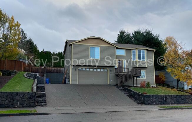 COMING SOON! Large 3 bed 3 bath in Camas