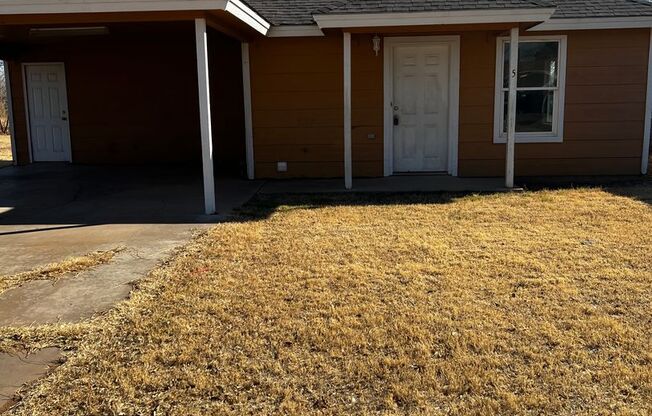 3 beds, 1 bath, $1,000