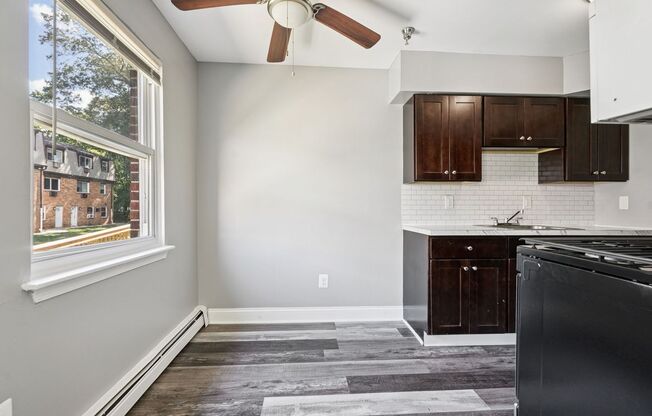 1 bed, 1 bath, 700 sqft, $1,350, Unit G2