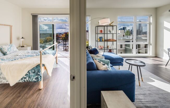 2 beds, 2 baths, 907 sqft, $3,850, Unit 607