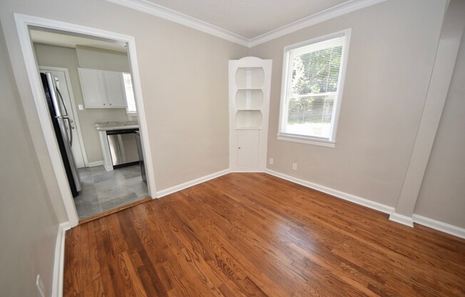 Charming updated 3 bed, 1 bath home near Midtown and Pink Palace.