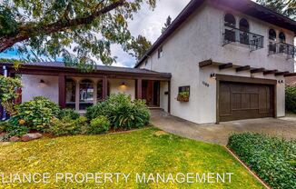 1109 Lanewood Way