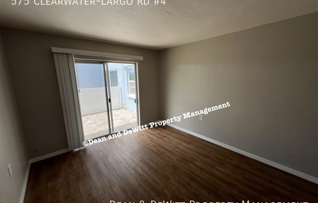 575 CLEARWATER LARGO RD