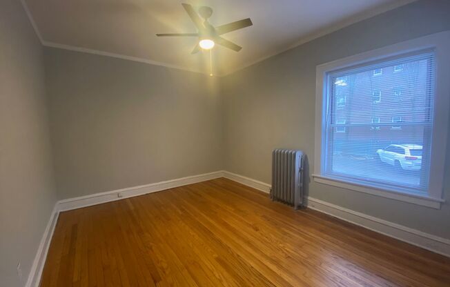 1 bed, 1 bath, $1,495, Unit B1