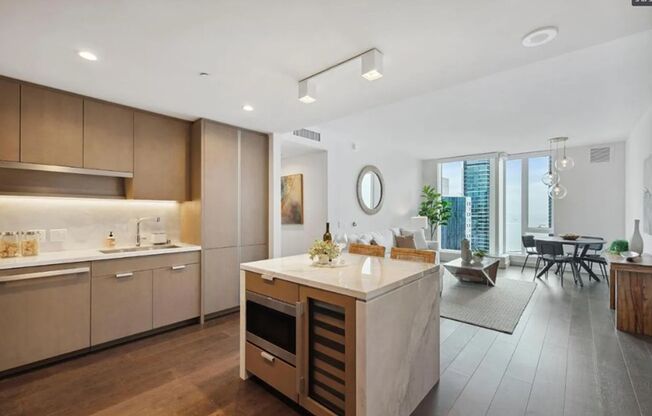 $6,590 - GORGEOUS TWO BED CONDO ON 41st FLOOR