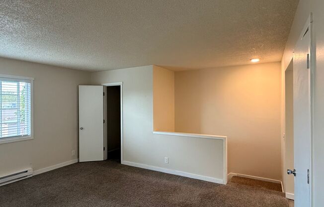 C2402 - Maple Court Apartments
