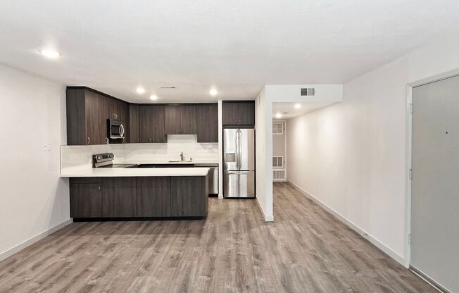 Towne House South Hills
