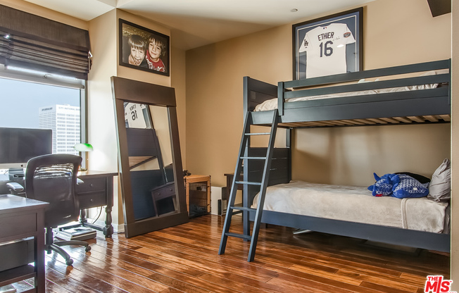 1 bed, 2 baths, 1,200 sqft, $3,800, Unit 1506