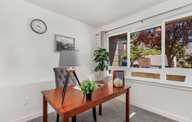 Ballard 3bd/3ba, Modern, Rooftop Deck