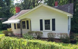 900 E 4 AVE