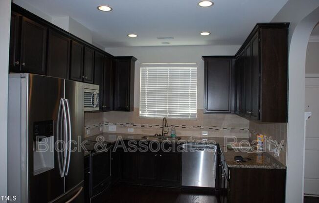 748 WICKHAM RDG RD