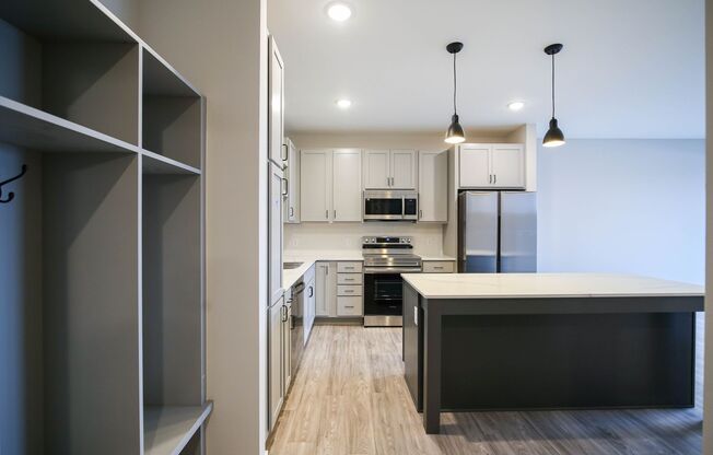 2 beds, 2 baths, 1,186 sqft, $2,700, Unit 508