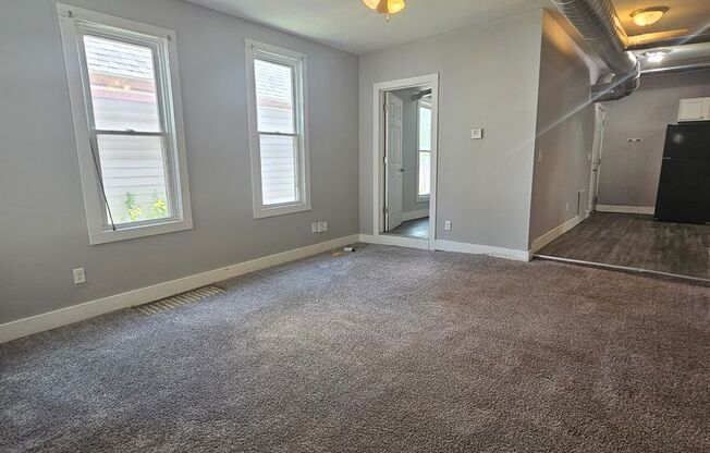 1431 W 4th St.