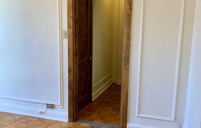 Studio, 1 bath, 350 sqft, $1,355, Unit 530-311