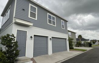 Like New 1/1 Garage Apartment with 1-Car Garage Included (Utilities Included)