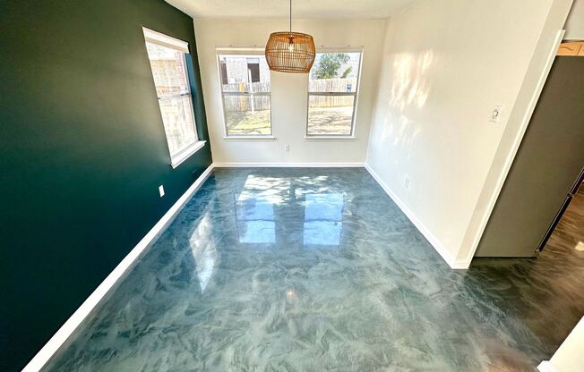 A Stunning 3-Bedroom 2.5-Bath 2 Storey Home with Spacious Layout and Backyard Oasis!