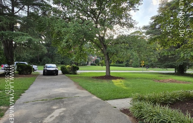 119 DONALD ROSS DR