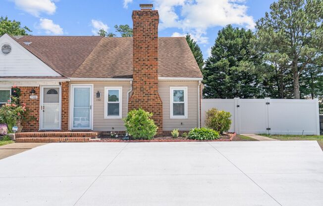 Dam Neck Estates Townhomes
