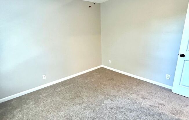 2 beds, 1.5 baths, 1,100 sqft, $1,099, Unit 712-A